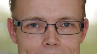 Premium-Zirkonoxid bei Abrasiongebiss-Versorgung