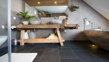 firstGalleryImage