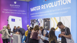 BLUE SAFETY auf den id infotagen dental in Berlin 2018