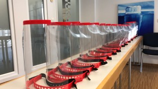 #Wir schützen Sie! Bösing Dental fertigt 3D-Druck-Schutzmasken