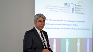 Nobel Biocare pr&auml;sentiert eigenes Keramkimplantat