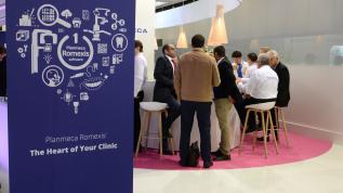 Presserundgang am Planmeca-Messestand
