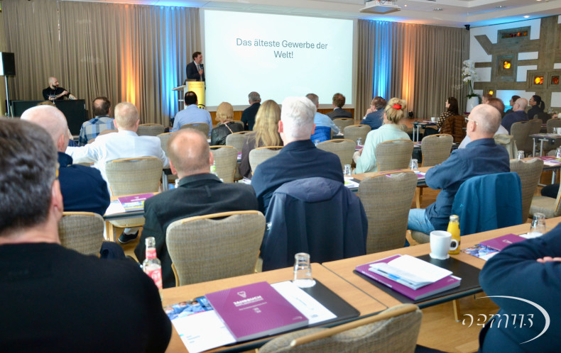 Der Ostseekongress 2026 brachte am dritten Maiwochenende erneut Kolleginnen und Kollegen aus Praxis, Wissenschaft und Team zusammen.
