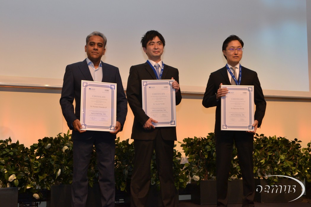 Dr. Praveen Chandra Lp, Dr. Yusuke Suzuki und Dr. Naomitsu Tomita (v.l.n.r.) bekamen die Auszeichung als "Expert in Implantology - DGZI" verliehen. 