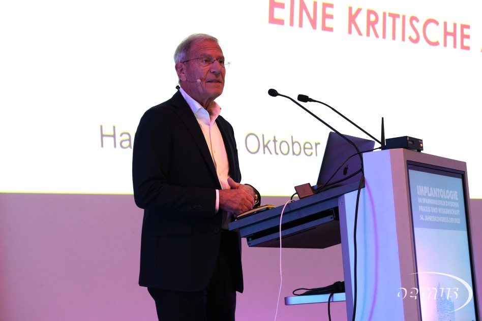 Renommierte Speaker: Dr. Urs Belser thematisiert in seinem Vortrag Langzeitstabilität von ästhetischen festsitzenden Implantatrestaurationen. 