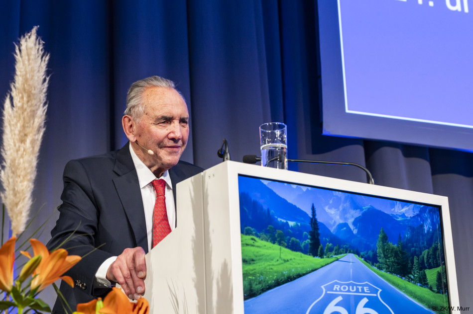 Prof. Dr. Alexander Gutowski