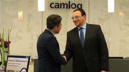 CAMLOG iSy Implantatsystem &ndash; positive Halbjahresbilanz